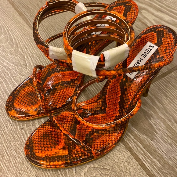 Steve Madden Ankle wrap heels Snake print orange - Picture 2 of 2